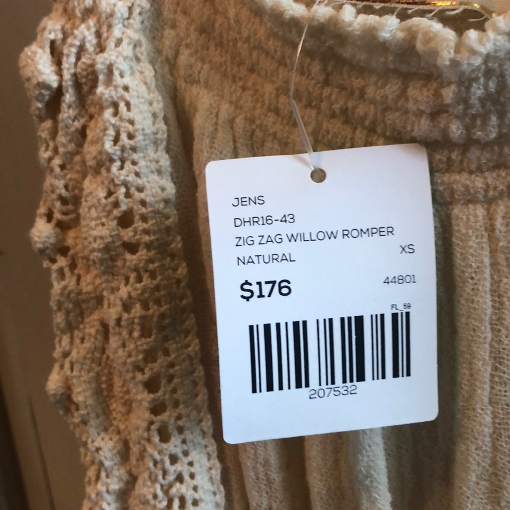 Romper - Picture 4 of 4